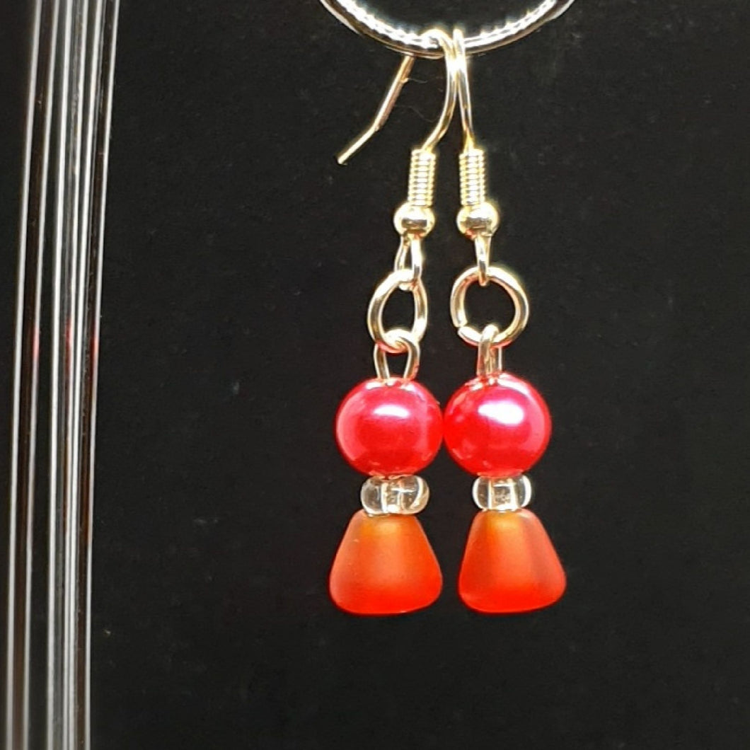 Australian Made Up-cycled
Vintage Czech ruby n Pearl Earrings